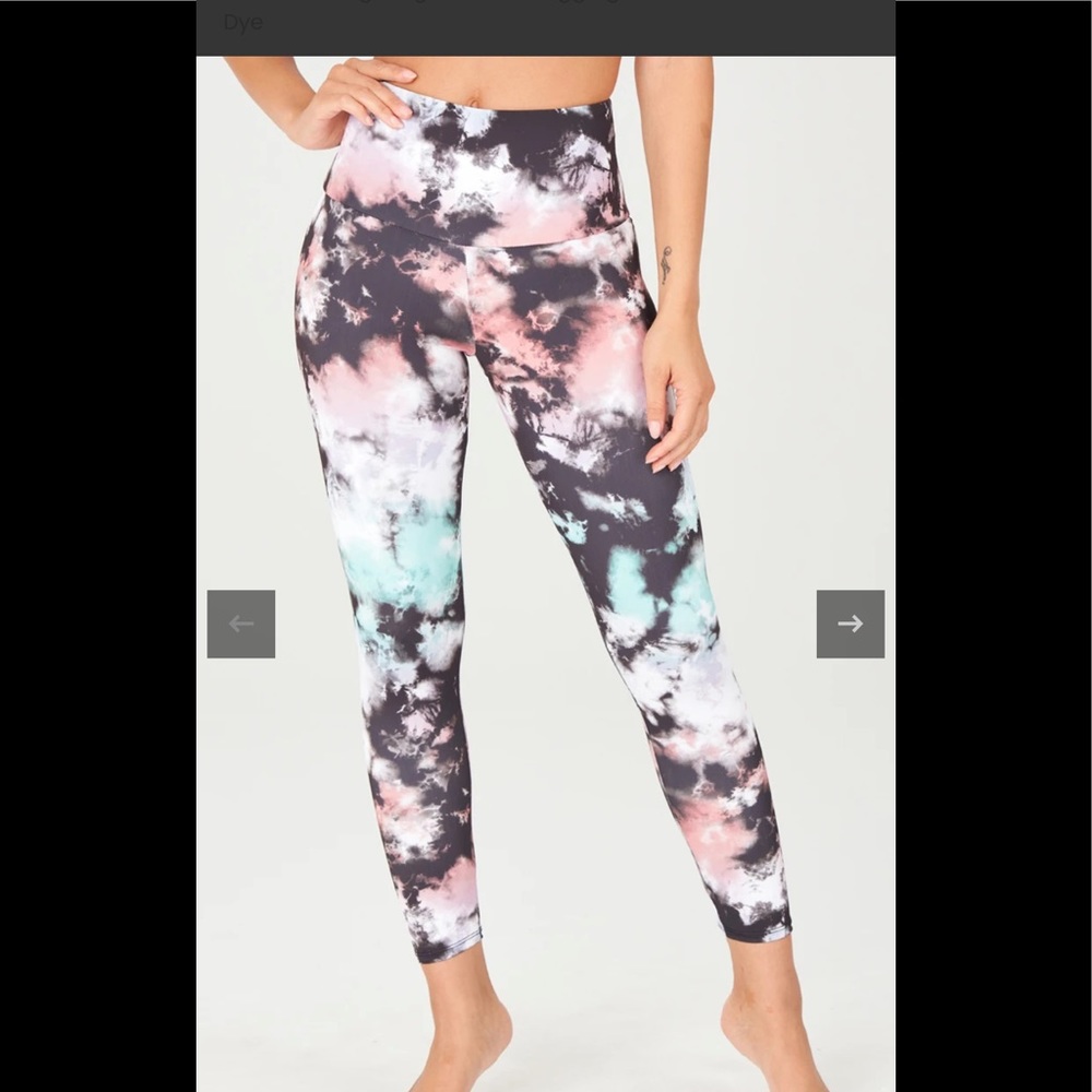 Onzie leggings NWOT